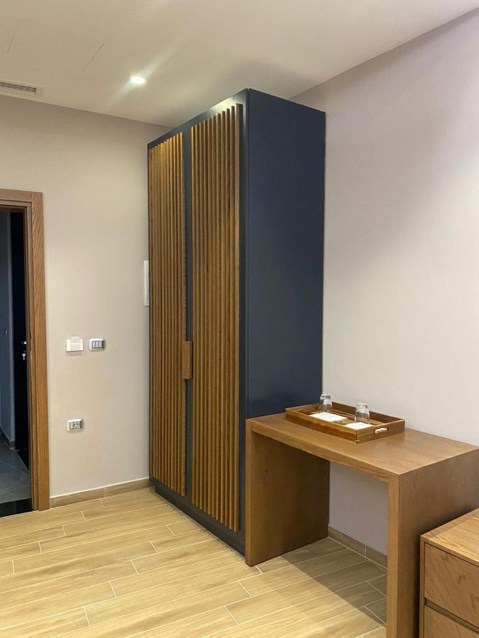 Coco Hotel Tirana Kültér fotó
