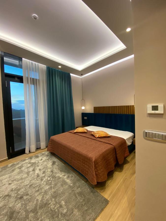 Coco Hotel Tirana Kültér fotó