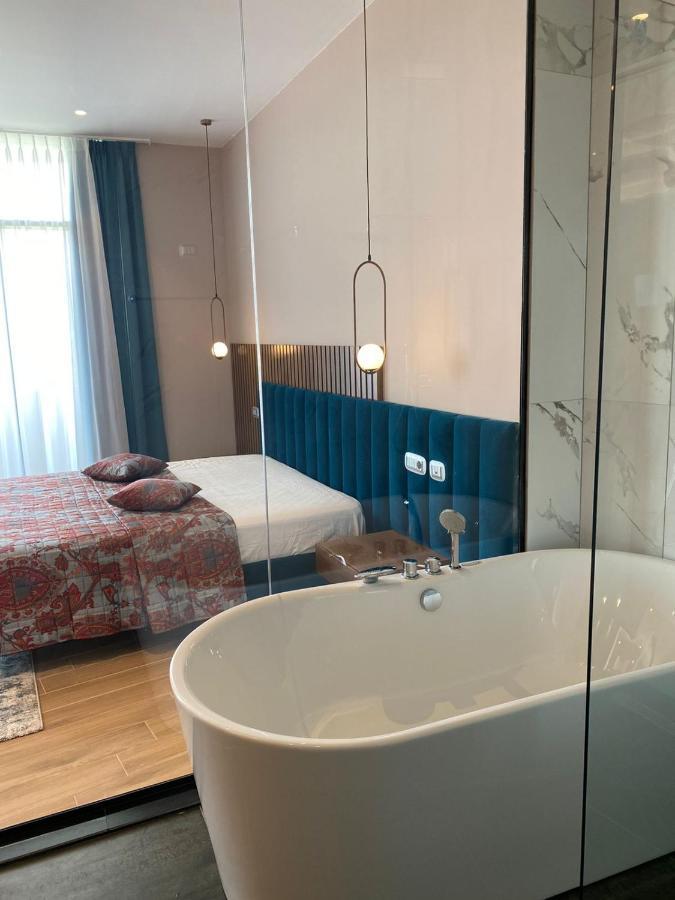 Coco Hotel Tirana Kültér fotó