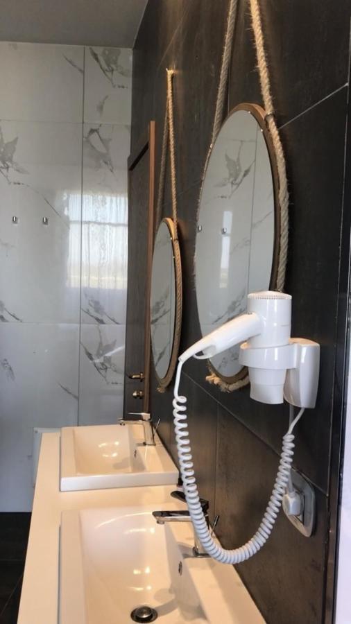 Coco Hotel Tirana Kültér fotó