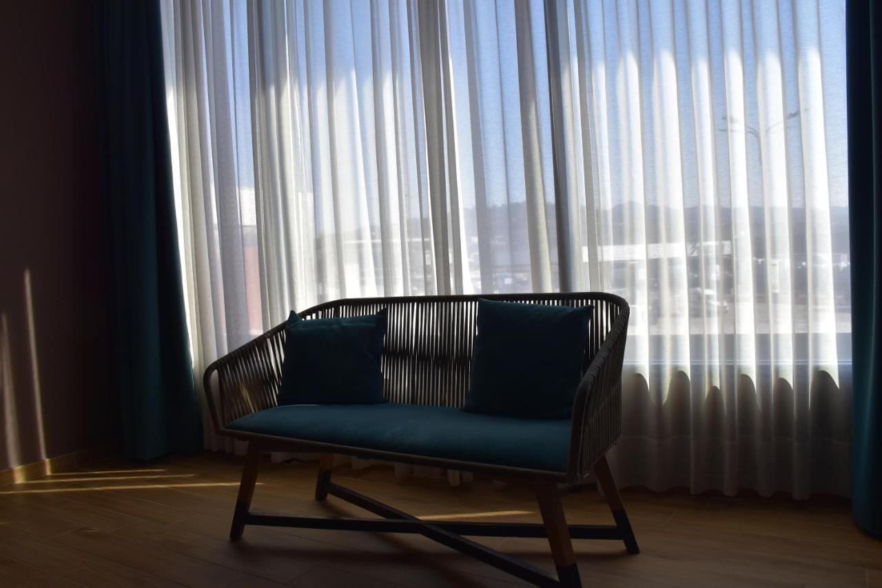 Coco Hotel Tirana Kültér fotó