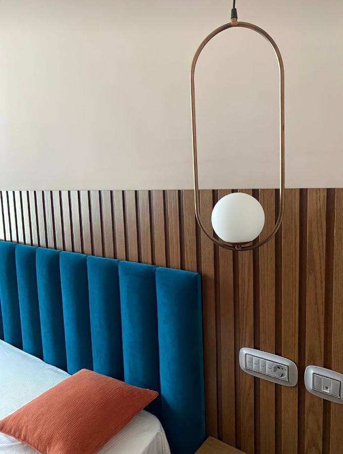 Coco Hotel Tirana Kültér fotó
